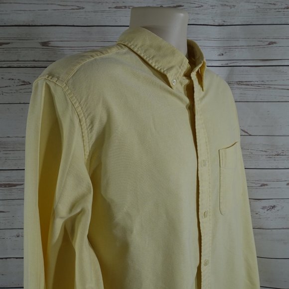 Abercrombie & Fitch Pale Yellow Button Up Shirt - Picture 3 of 6